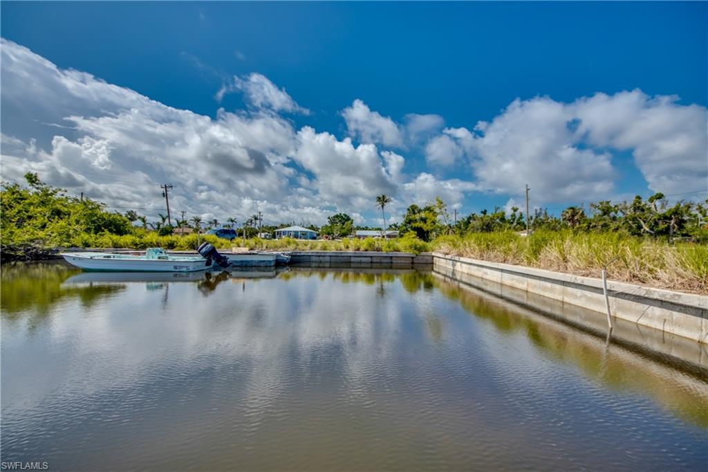 KNIGHTS BOKEELIA ISLE - Residential