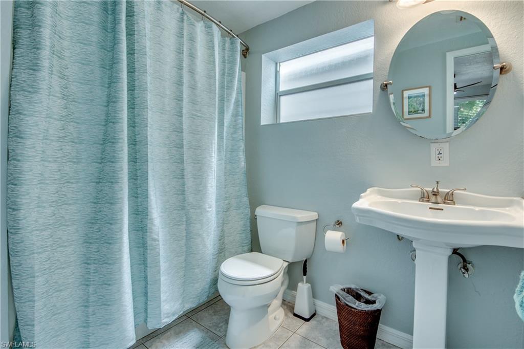 KNIGHTS BOKEELIA ISLE - Residential