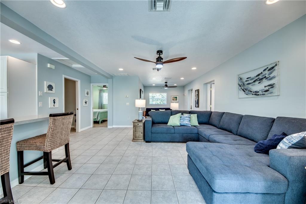 KNIGHTS BOKEELIA ISLE - Residential