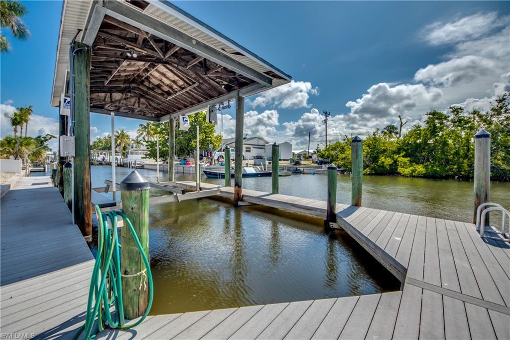 KNIGHTS BOKEELIA ISLE - Residential