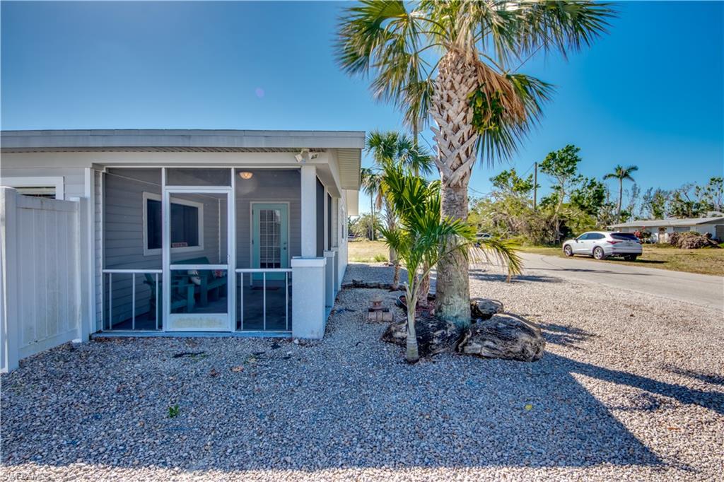 KNIGHTS BOKEELIA ISLE - Residential