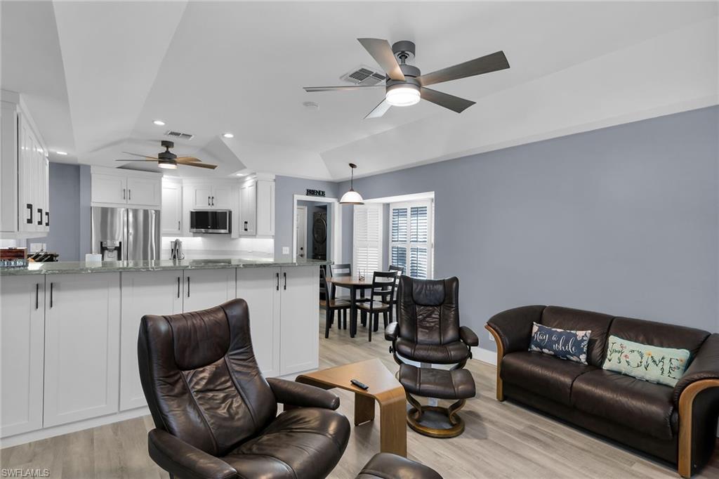 BRIARWOOD - Residential