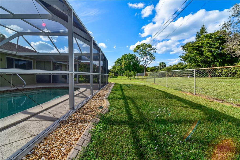 COUNTRY CLUB ESTATES - Residential