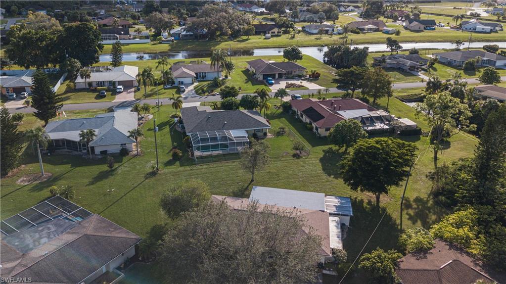 COUNTRY CLUB ESTATES - Residential