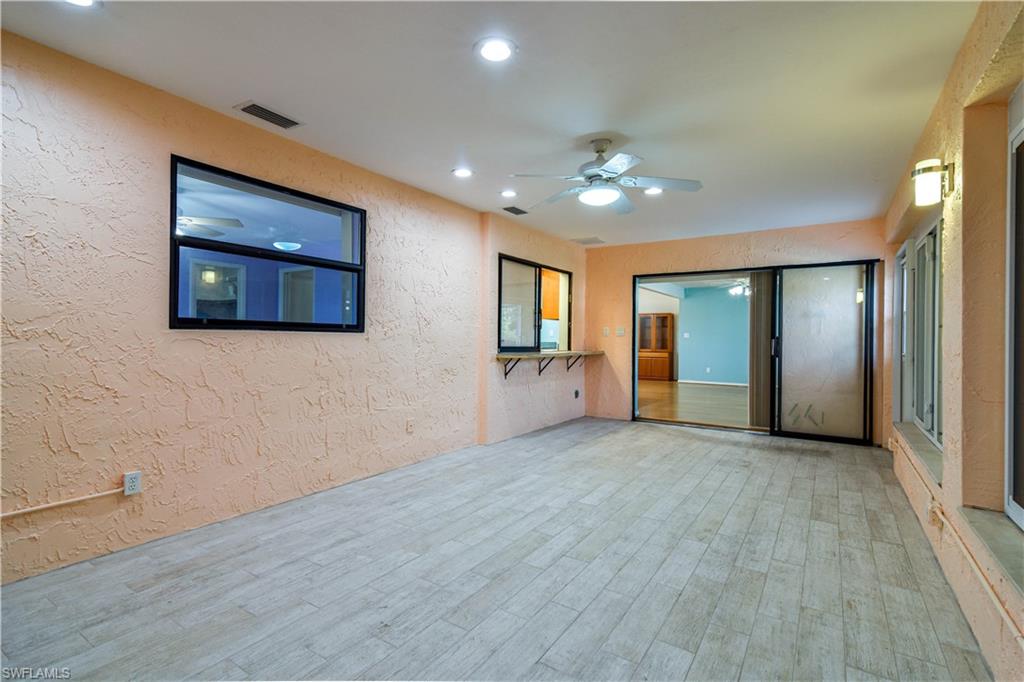 COUNTRY CLUB ESTATES - Residential