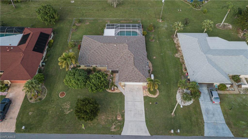 COUNTRY CLUB ESTATES - Residential