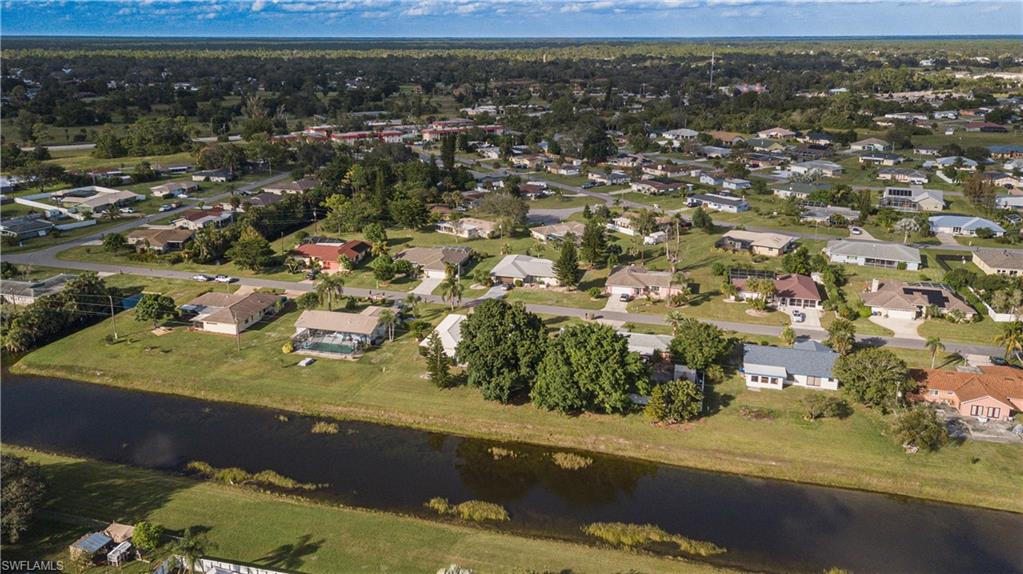 COUNTRY CLUB ESTATES - Residential