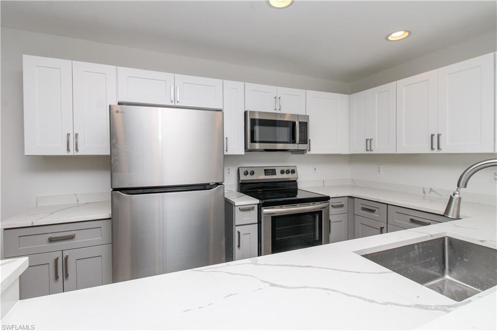 CHESAPEAKE POINT - Residential Lease