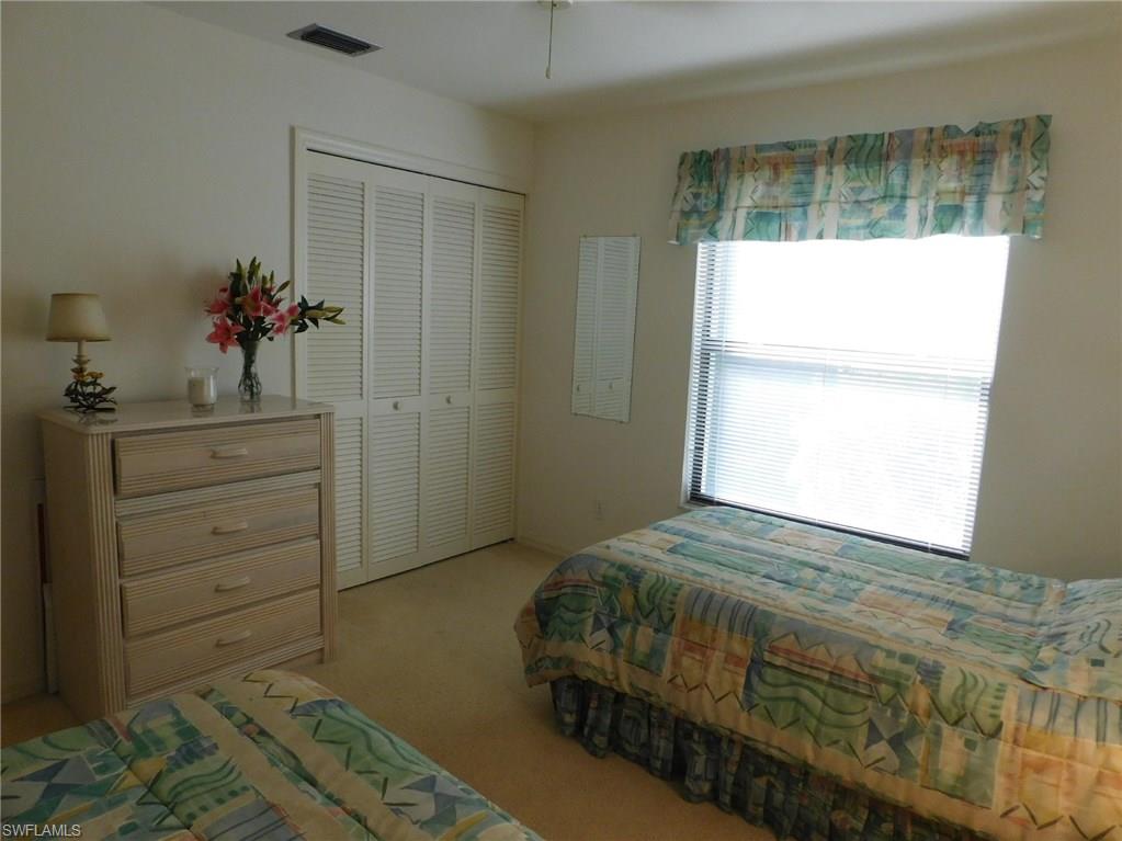 KELLY GREENS - Residential