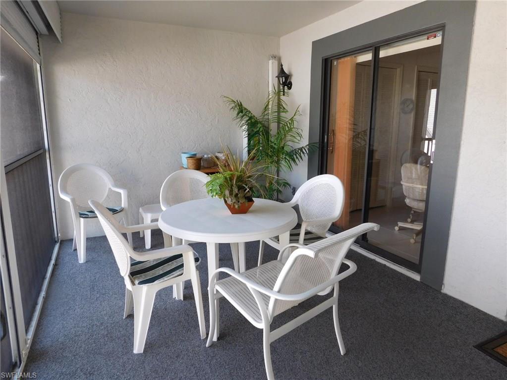 KELLY GREENS - Residential