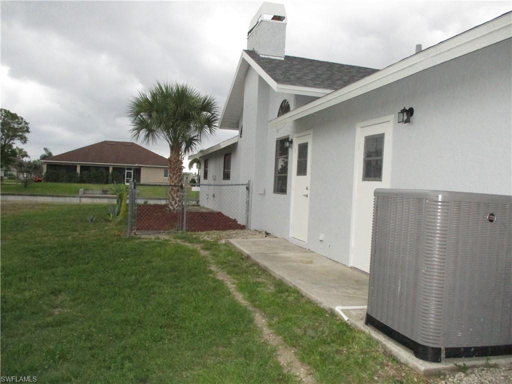 CAPE CORAL - Residential