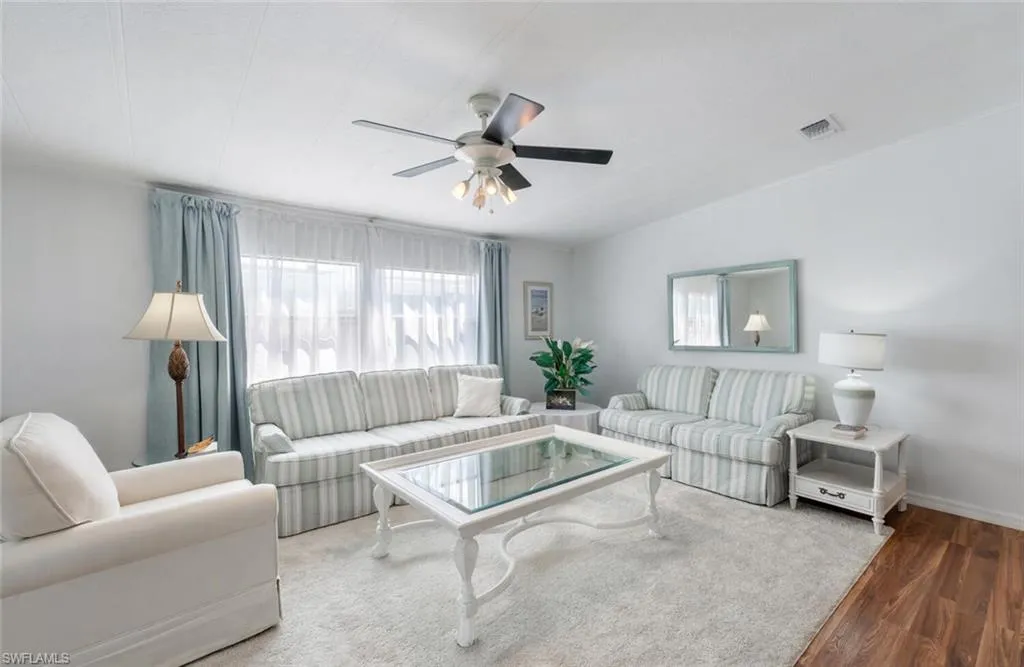 Naples, Florida 34104, United States, 2 Bedrooms Bedrooms, ,2 BathroomsBathrooms,Residential,Active,97346