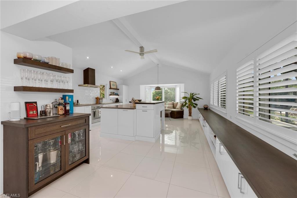 MOORINGS - Residential