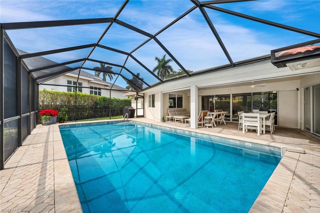 MOORINGS - Residential