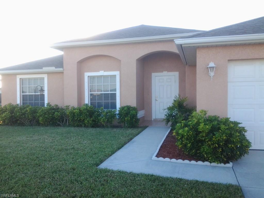 CAPE CORAL - Residential
