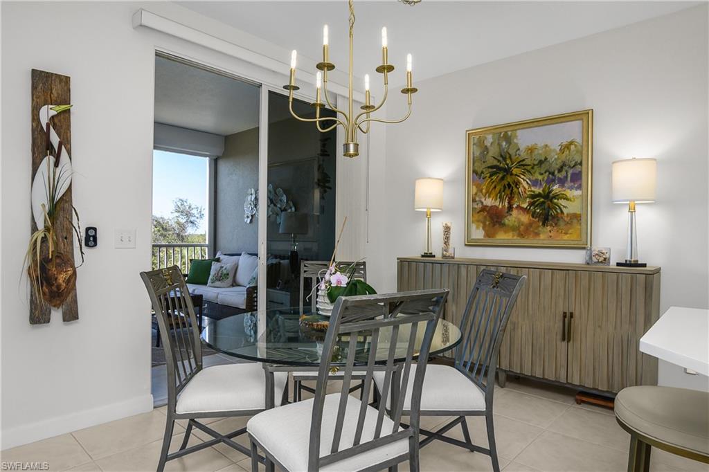 VINTAGE BAY - Residential