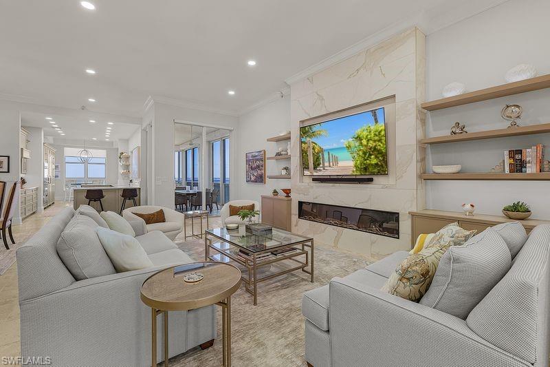 THE SHORES - Residential