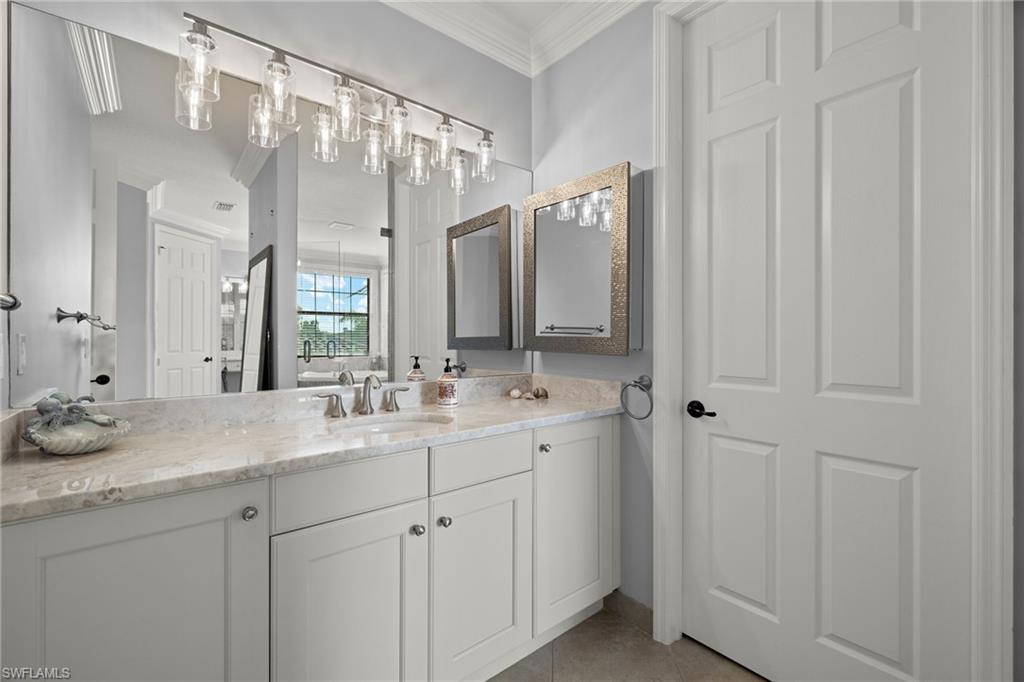 MARINA BAY - Residential