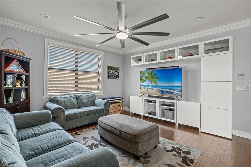 MARINA BAY - Residential