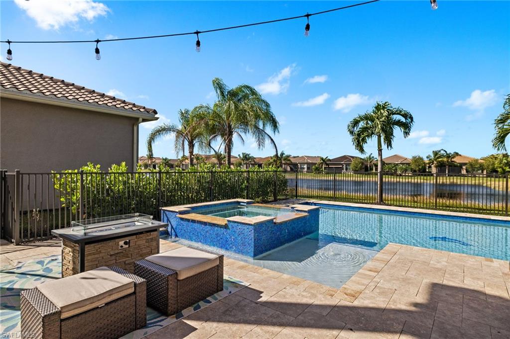 MARINA BAY - Residential