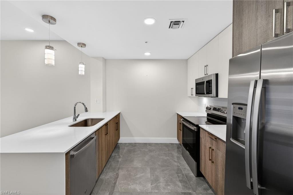 BOTANIKA - Residential Lease