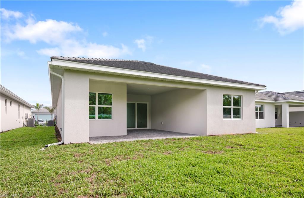 SEVEN SHORES - Residential