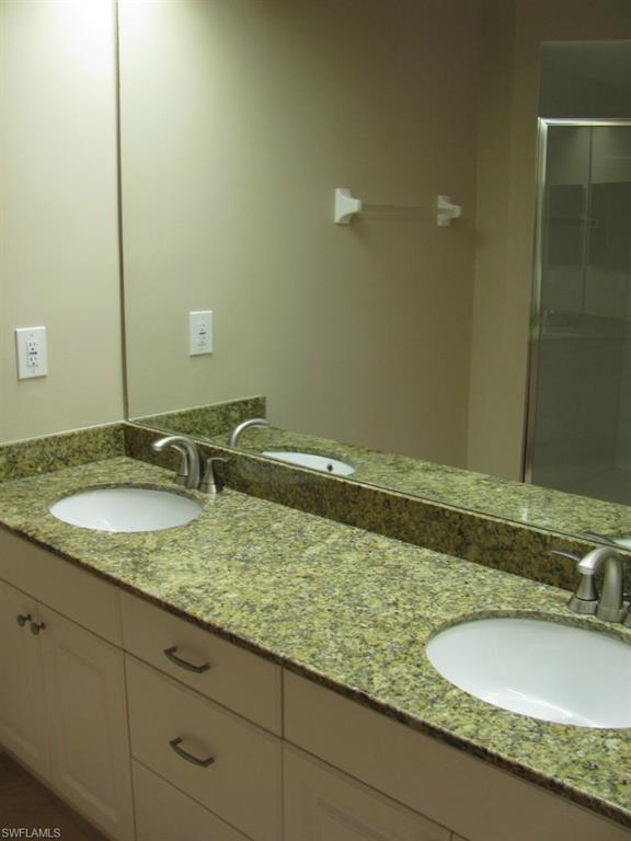 LIGHTHOUSE BAY - Residential