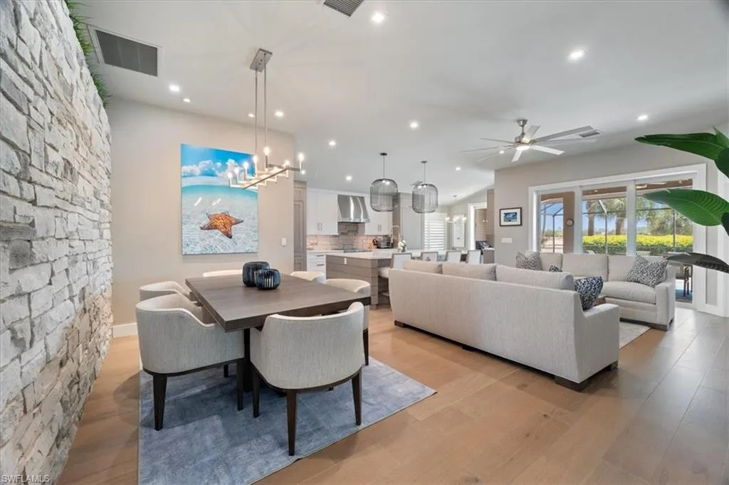 Fort Myers, Florida 33913, United States, 3 Bedrooms Bedrooms, ,2 BathroomsBathrooms,Residential,Active,153161