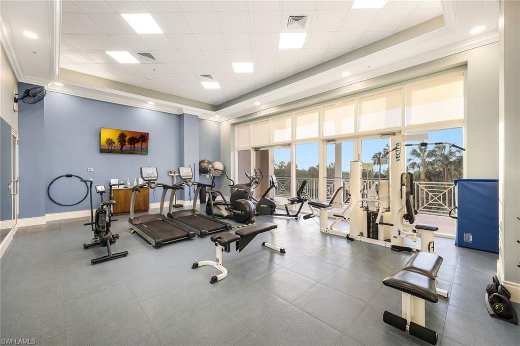 ROYAL MARCO POINT - Residential