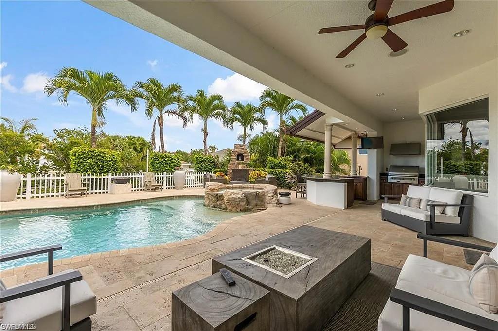 GOLDEN SHORES - Residential