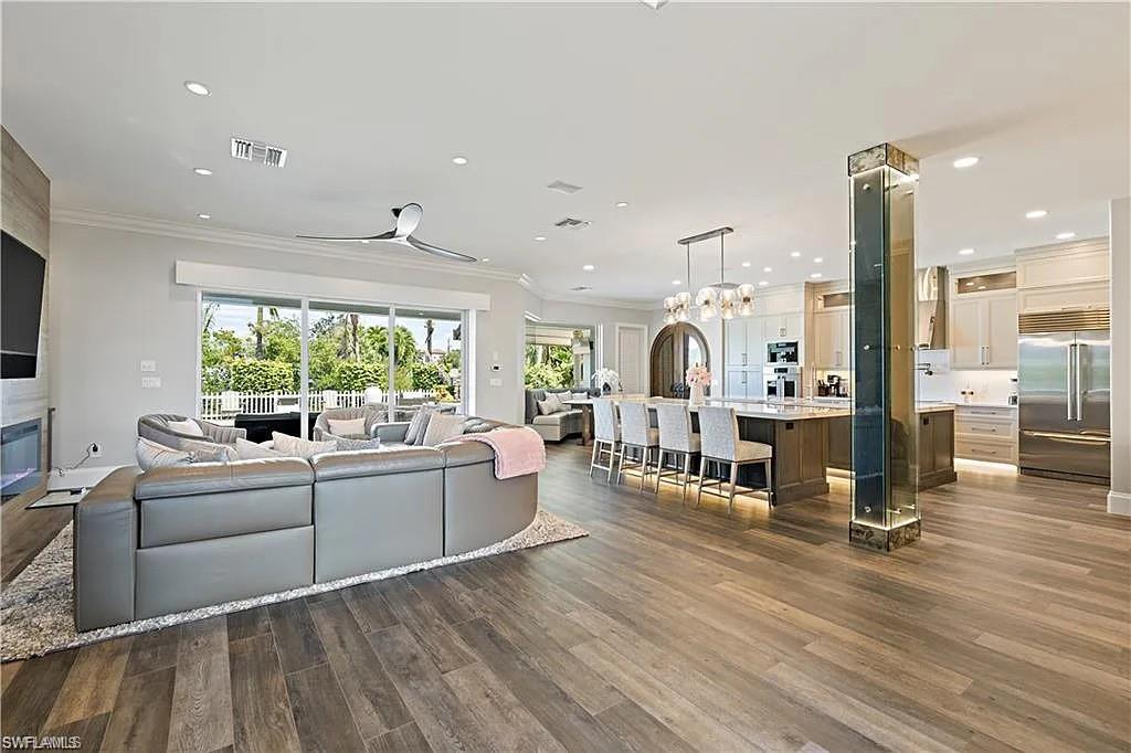 1435 Osprey AVE