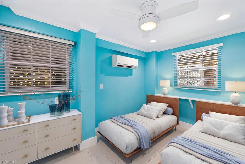 CAPTIVA BEACH - Residential