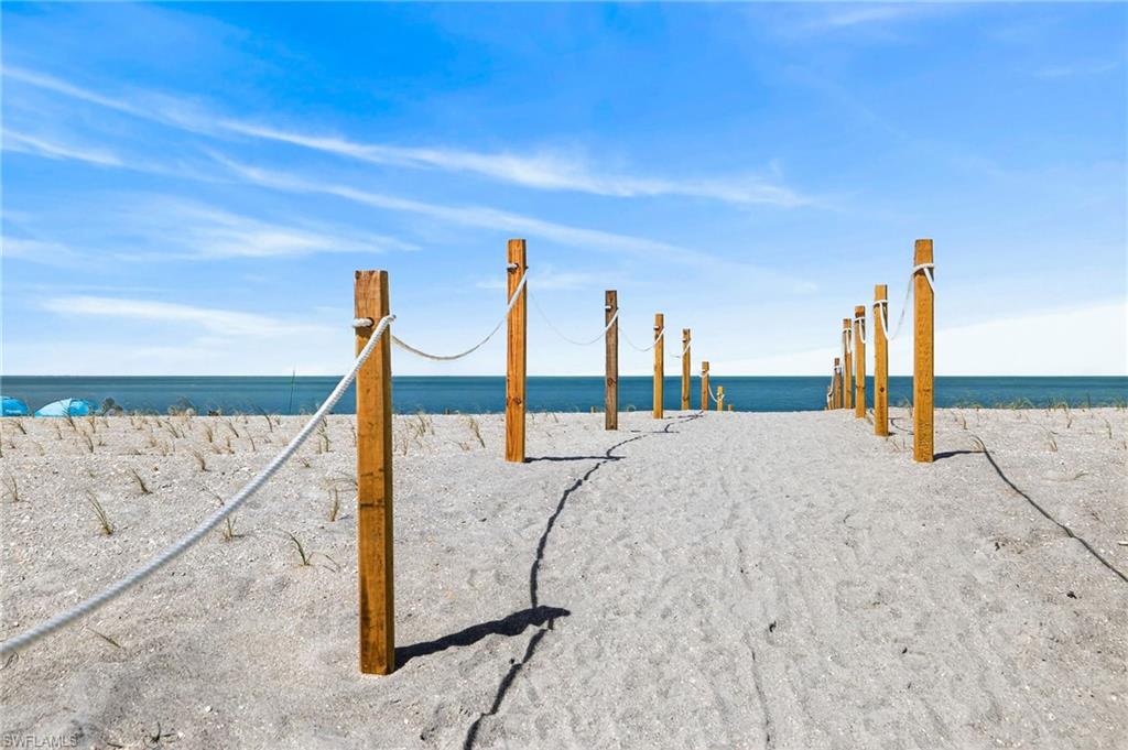 CAPTIVA BEACH - Residential