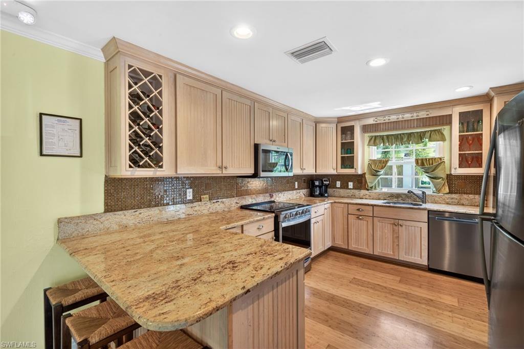 CAPTIVA BEACH - Residential