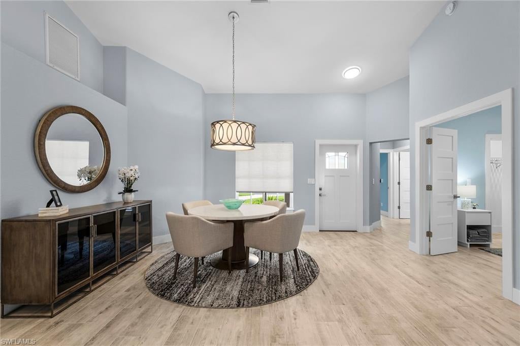 1511 Whispering Oaks CIR