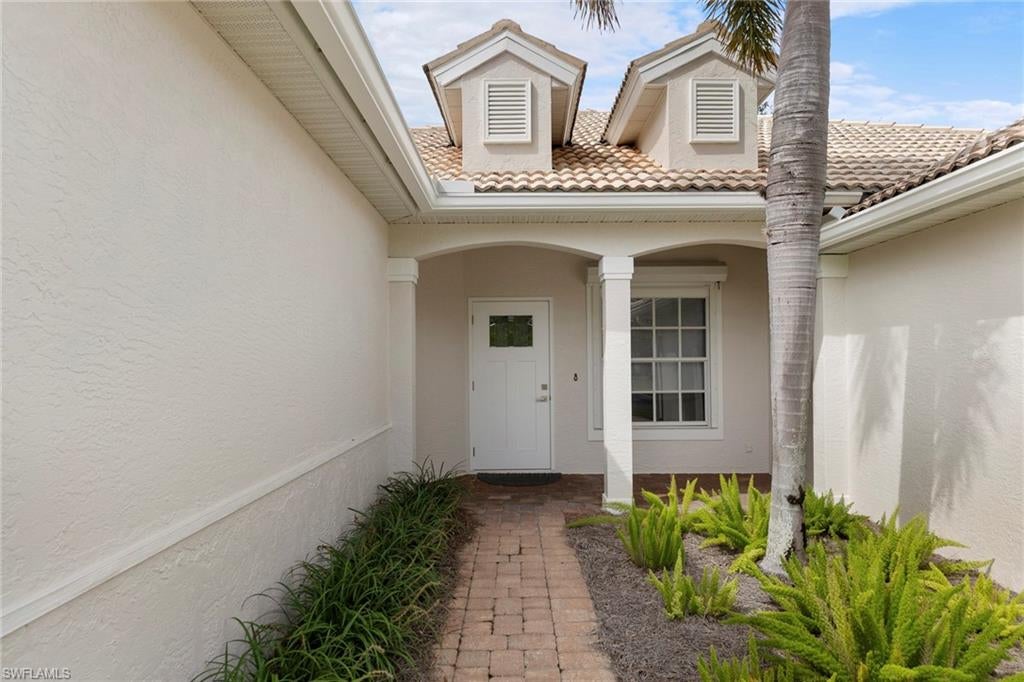 1511 Whispering Oaks CIR