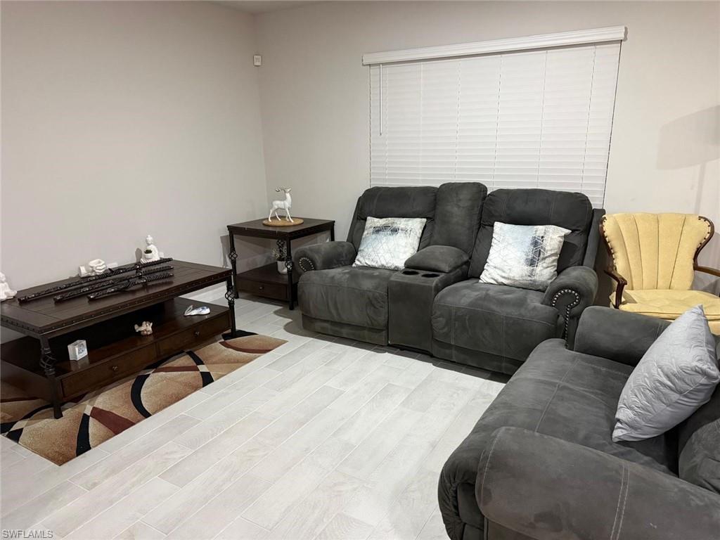 PORT CHARLOTTE - Residential