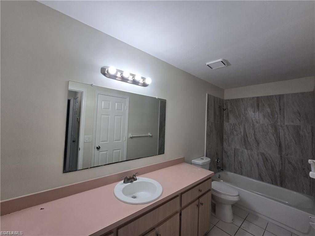 CAPE CORAL - Residential Lease