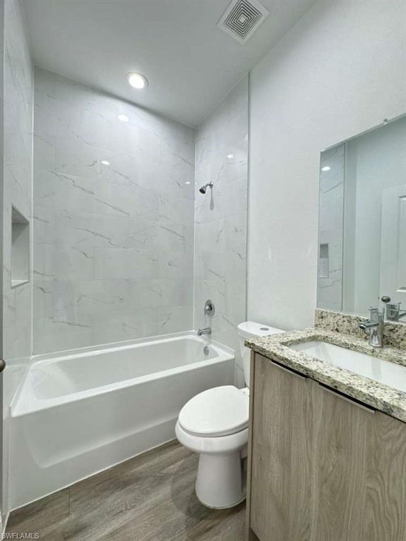 PORT LABELLE - Residential Lease