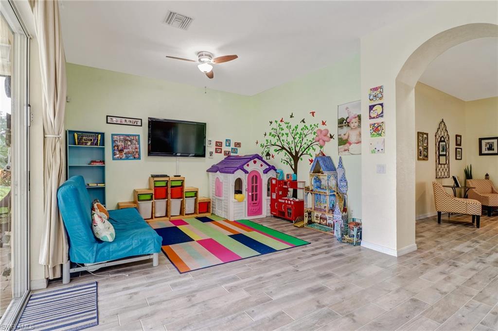 VALENCIA COUNTRY CLUB - Residential