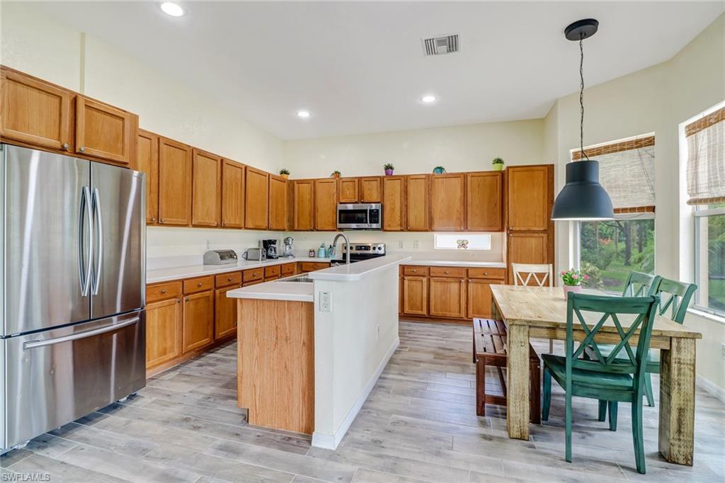 VALENCIA COUNTRY CLUB - Residential