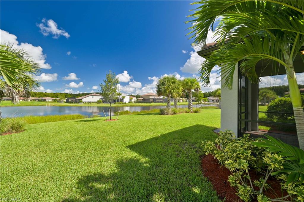 HAMPTON LAKES - Residential