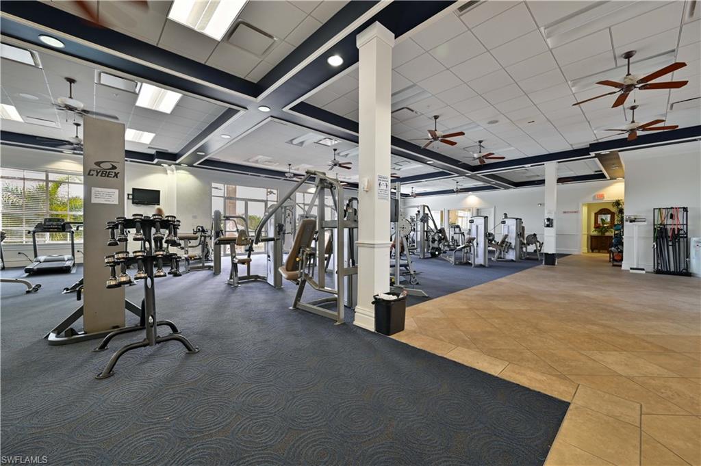 HAMPTON LAKES - Residential