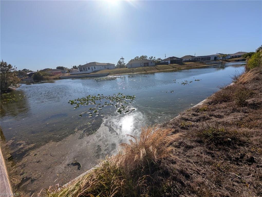 CAPE CORAL - Land