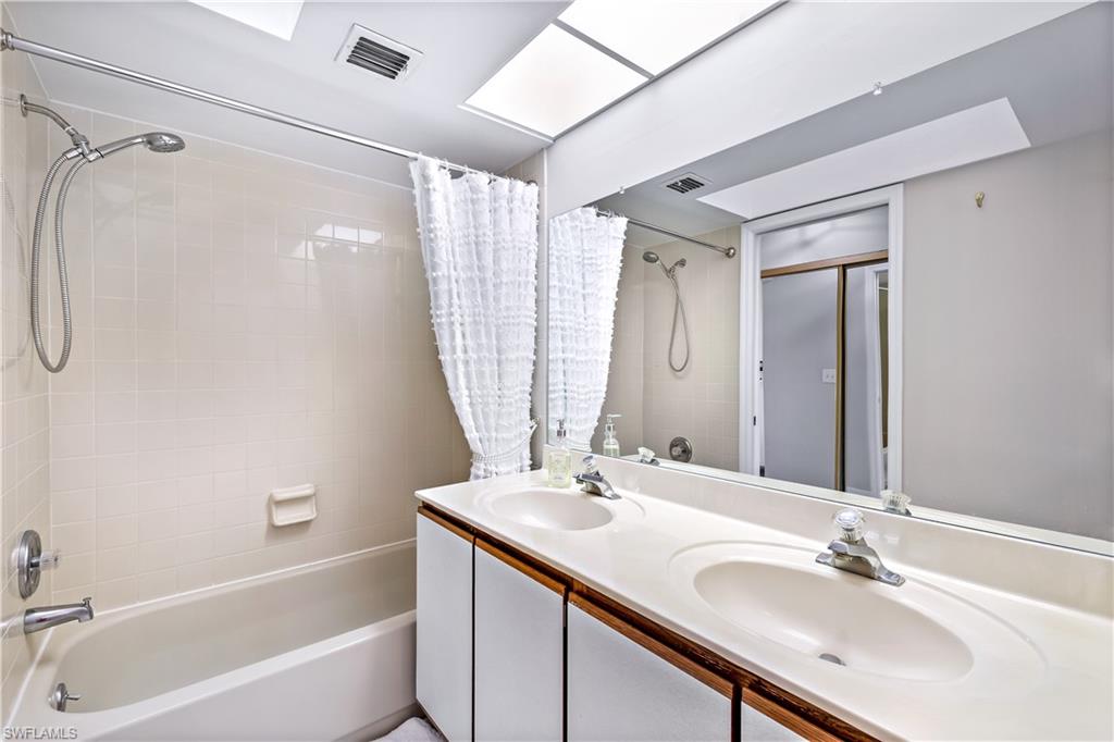 RIVERS EDGE - Residential