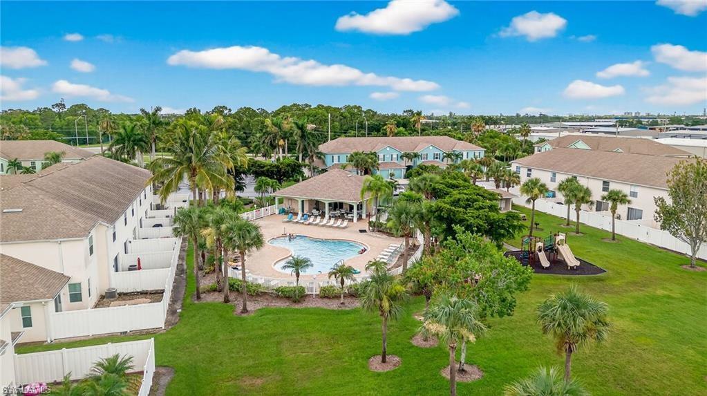 FOREST LAKE TOWNHOMES - Residential