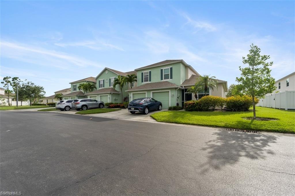 FOREST LAKE TOWNHOMES - Residential