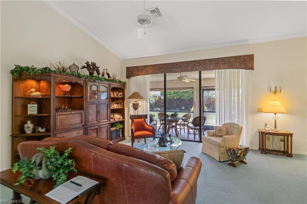 LAKESIDE - Residential