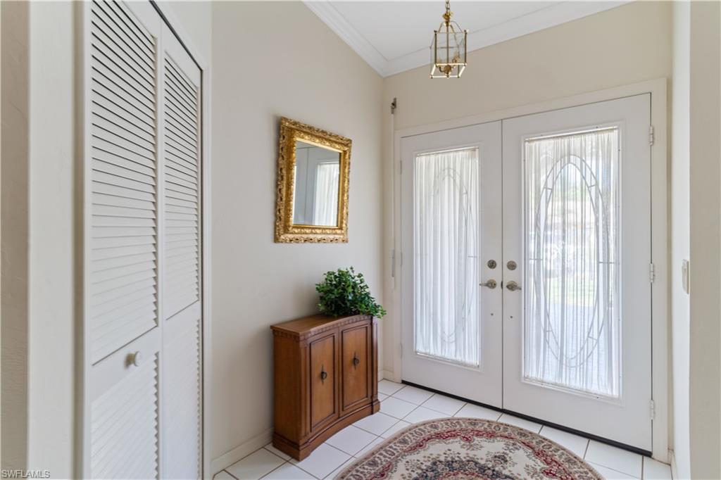 LAKESIDE - Residential