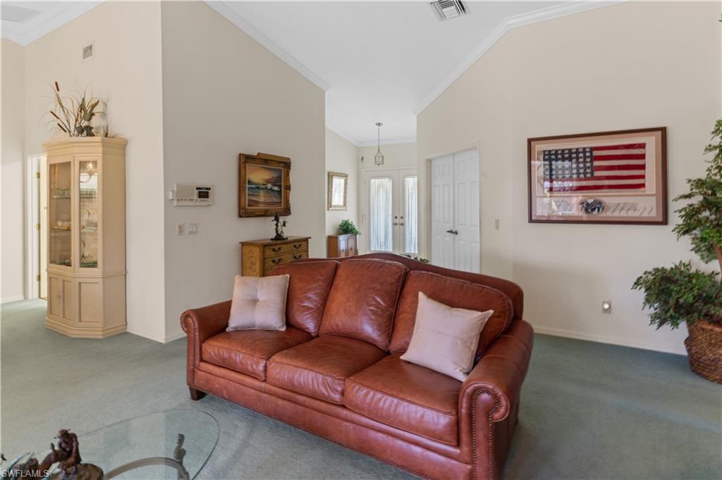 LAKESIDE - Residential